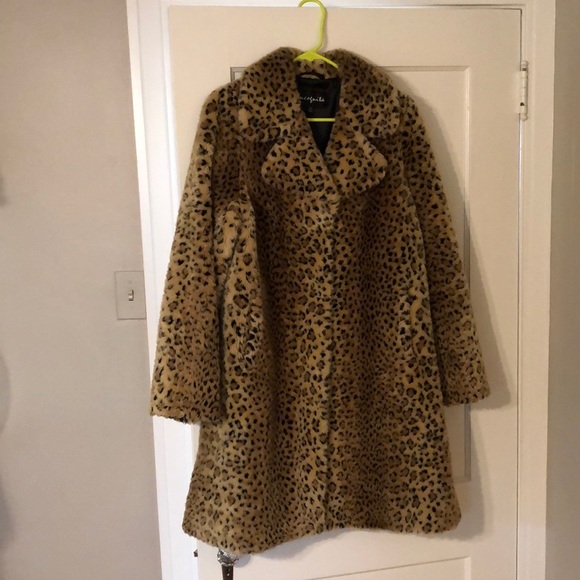 Nordstrom Jackets & Blazers - Nordstrom Incognito Leopard Coat Size M Cozy Fun!